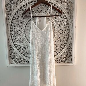 Elegant White Lace Dress